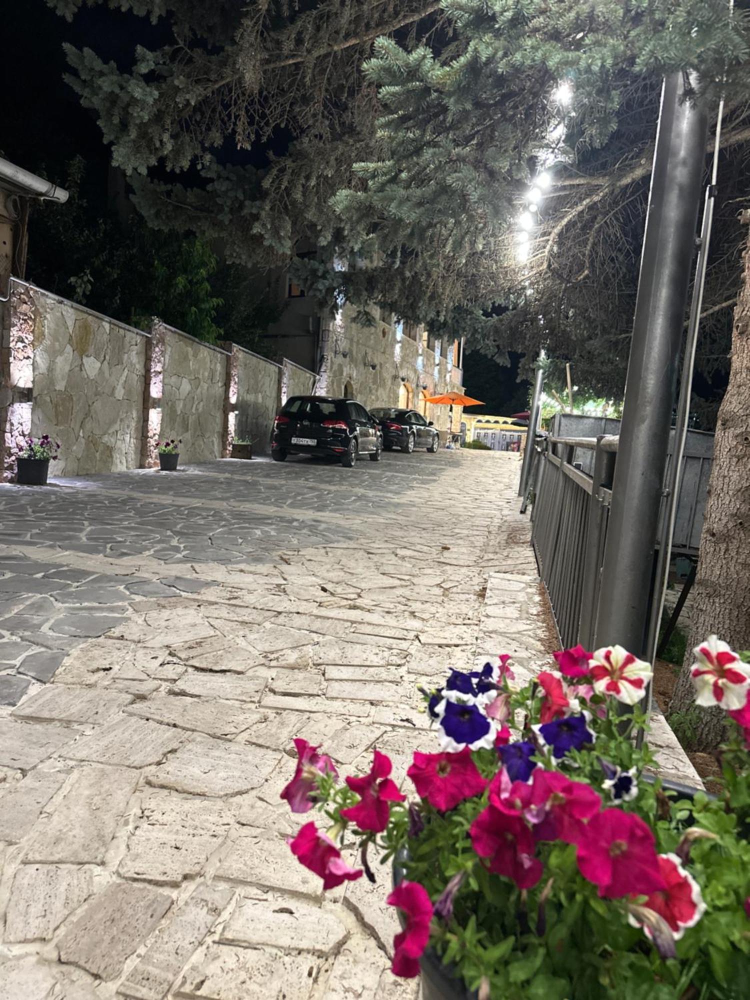 Deghceni Clubhouse Hotel Dilijan Luaran gambar